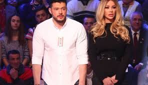 6.march 1982 place of birth: Wow Casa De Vis In Care Au Locuit Bianca DrÄƒguÈ™anu È™i Victor Slav Galerie Foto Chef Jackets Coat Fashion