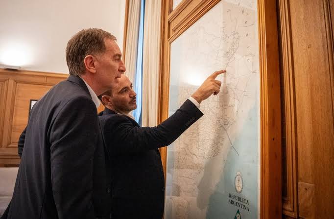 Santilli recibió al gobernador de Corrientes para analizar proyectos prioritarios para la provincia - Radio Piscis