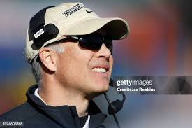 25 Photos & High Res Pictures