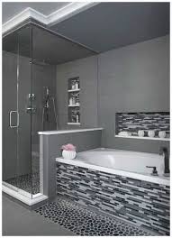 Kamar mandi minimalis seringkali dibangun pada rumah yang bertipe kecil seperti tipe 36. 23 Desain Kamar Mandi Minimalis Bersih Dan Cantik