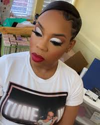 Skincare Expert/ Makeup Artist (@glamfacebykasey) • Instagram photos and  videos