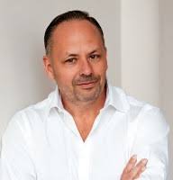 10700+ "Of Hoek" profiles