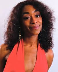 Introducing the costume team behind SALTY! Liz Dunlap is our Costume  Designer and Madeline Baynard is our Assistant Costume Designer and Costume  Technician 🐧🦊 Liz Dunlap is a multi-disciplinary artist from Baltimore,