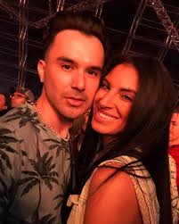 Coachella Drop🌈Day 1 @ally_abbabwa 👯‍♀️✨music makes us lose control ⚡️  @realblackcoffee @bigsean @lane8music #coachella 🎡#desertlife 🌵