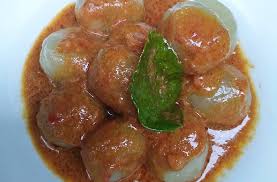 Cilok alias aci dicolok, merupakan salah satu jenis bakso kreasi paling sederhana, yang mana penyuguhannya cukup simple. Resep Cilok Bandung Enak Kenyal Empuk