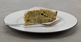 From the naked chef to the food revolution, jamie oliver lives large in our hearts and minds. Rezept Zitronenkuchen Nach Jamie Oliver Jans Kuchenleben