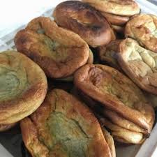 Akok adalah kuih tradisi negeri kelantan & sangat popular pada bulan ramadhan #akokkelantan resepi akok kedut 6 biji telur 1 cawan santan 1/2 cawan air 1/2 sudu teh garam 3 sudu makan. Resipi Kuih Akok