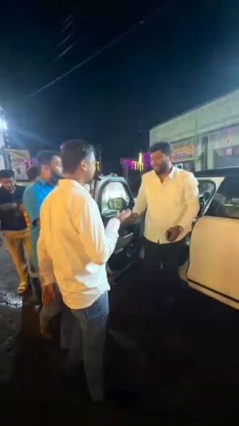 पेंड्रा में सार्वजनिक स्थान पर जन्मदिन मनाकर भीड़ जुटाने और रास्ता बाधित  करने के आरोप में भाजयुमो जिलाध्यक्ष सिद्धार्थ दुबे समेत 4 लोगों ...