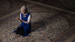 Dengan begitu hati anda akan menjadi lebih tenang dan anda juga tidak mudah kecewa karena segala sesuatunya sudah diatur oleh allah swt. 5 Khasiat Baca Hasbunallah Wanikmal Wakil Zikir Usir Galau