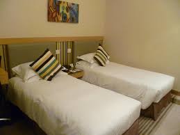 Another view of a superior room ...