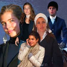 La doble de Carlota Casiraghi lleva las merceditas con dos cintas más  elegantes