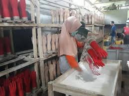 Feb 15, 2020 · pt mark dynamics indonesia tbk, produsen cetakan sarung tangan pertama, didirikan pada tahun 2003. Yutaka Store Plan 1 Pabrik Sarung Tangan Karet Facebook