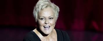 Biographie formation et débuts professionnels. Le Premier Oublie Muriel Robin Touchee Par Son Role Dans Le Film