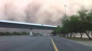 قبل استئناف المباراة النهائية ضمن منافسات بوليفيا لكرة القدم بين الشباب والتي جمعت بين فريقي شابيكوينسي وتشيلسي Ø§Ù‚ÙˆÙ‰ Ø¹Ø§ØµÙØ© ØºØ¨Ø§Ø± Ø¨Ø§Ù„ÙƒÙˆÙŠØª Dust Storm In Kuwait Youtube