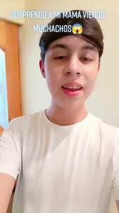 Sorprendo a Mi Mamá Viendo Muchachos 😱