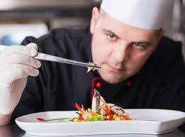 fiche metier cuisinier salaire etude role et competence regionsjob com