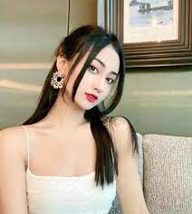 主演：郭麒麟 / 玛格特·罗比 / 萝丝·拜恩 / 伊丽莎白·戴碧科 / 多姆纳尔·格利森 / 詹姆斯·柯登 / 大卫·奥伊罗. No6ovwmr9gkiom