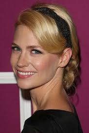 9 Hairstyles You Can Wear To The Office Headband Hairstyles Hair Styles Chic Hairstyles