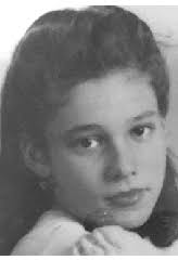 Cayetana Castillo Obituary (1928