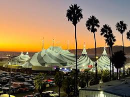 Fun seeing Kooza for a second time on the opposite side of North America.  🎪(First time was in Montreal.) Also, a beautiful Santa Monica sunset with  the Cirque du Soleil tent by