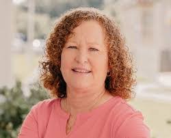 Jene Howard's Instagram, Twitter & Facebook