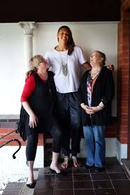 Statistics, history, awards and achievements for wnba player liz cambage. Bouncing Boomer S High Hopes