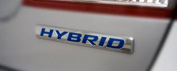 Un'auto ibrida è un veicolo dotato di due tipologie di propulsori, a combustione ed elettrico. Auto Ibrida I Modelli Migliori E Il Loro Funzionamento