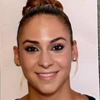 40+ perfiles de «Esther»