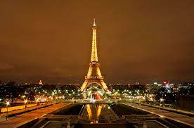It is named after the engineer gustave eiffel, whose company designed and built the tower. Eiffel Tower French Hotels See Drop In Visitor Numbers After Paris Attacks Daily Sabah
