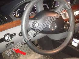 Obd2 Connector Location In Mercedes S Class 221 2005 2013 Outils Obd Facile