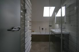 Mit wannenträger | hornbach meisterschmiede. Kleines Bad Mit Geraumiger Dusche Von Schroter Haustechnik Schroter Haustechnik