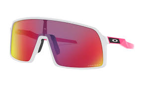 Consigue en visiorama las las gafas oakley sutro, el modelo de egan bernal y de muchos corredores del pelotón internacional. Oakley Sutro S Egan Bernal Gafas De Ciclismo Gafas Oakley Modelos De Gafas