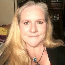 Kimberly Maple's Instagram, Twitter & Facebook