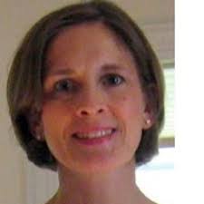 Elizabeth Follett's Instagram, Twitter & Facebook