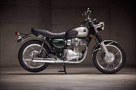 Review 2011 Kawasaki W800 Classic Motorcycles Kawasaki W800 Kawasaki Cafe Racer