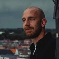 Tim Slager's Instagram, Twitter & Facebook