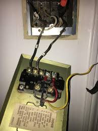 The feed line has 4 wires on it. Wiring Thermostat T694b Replacing With Honeywell Suitepro Tb6575a1000 Itectec