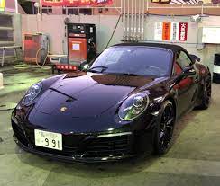 n takagi on instagram 車の写真の両サイドが切れてしまっていたので再投稿 美容室からのgsでガソリン満タン 洗車 髪をシルバーアッシュにしてみたら砂かけババァ色に 一回ブリーチしてからシルバーを入 porsche sports car sportscar porsche 911