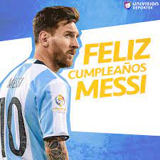 El compromiso con la selección argentina tiene a lionel messi celebrando otro cumpleaños alejado de su familia y concentrado en lo que viene en la copa américa. Gif Kompliment La Magnifique Machine Univision Deportes Animated Gif On Gifer