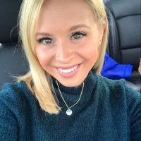 Kim Kasten's Instagram, Twitter & Facebook