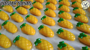 Shutterstock/pawonike_gallery ilustrasi selai nanas yang sudah dipulung, dimasukkan ke dalam wadah. Kue Kering Lebaran Nastar Karakter Buah Nanas Bentuknya Unik Dan Cantik Youtube