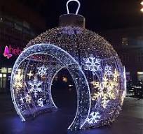 Outdoor Commercial Christmas Street Decoration 3D Illuminated Giant Ball  Arch LED Christmas Ball Motif Light