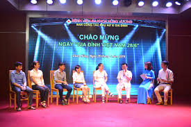 Gia đình là một phần của xã hội, là nơi duy trì nòi giống, đồng thời còn là môi trường quan trọng trong việc hình thành. Tá»a Ä'am Ká»· Niá»‡m Ngay Gia Ä'inh Viá»‡t Nam