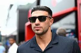 Gareth Hale and Lynda Baron join David Jason in filming new series of Still  Open All Hours