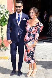 Sorprende a tus invitados y llevarte el mejor recuerdo de tu 'día b'. Vestidos De Boda Inspirate En Los Looks De Las Famosas