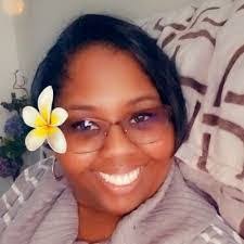 Nicole Cray's Instagram, Twitter & Facebook