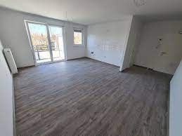 Das appartement befindet sich im 1.og eines mehrfamilienhauses mit einem aufzug. Wohnung Mieten Dusseldorf Rath Feinewohnung De