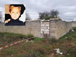Secondo la sua famiglia, questo orso custode, è stato mandato casey è scomparso per 55 ore e al momento del ritrovamento, era cosciente e vigile. Lecce Bimbo Scomparso Nel 1977 Dopo 43 Anni Identificato Il Sequestratore Mauro Lo Chiamava Zio