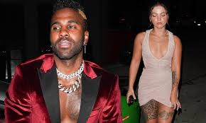 Born jason joel desrouleaux on 21st september. Jason Derulo Heads Out With Mystery Woman At Hollywood Bar Daily Mail Online