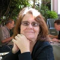 Ellen Mechling's Instagram, Twitter & Facebook